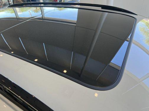 sandstone 2026 Volkswagen Tiguan 2.0T SE R-Line Black