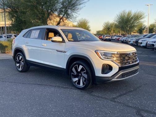 2024 Volkswagen Atlas Cross Sport 2.0T SE w/Technology 4MOTION
