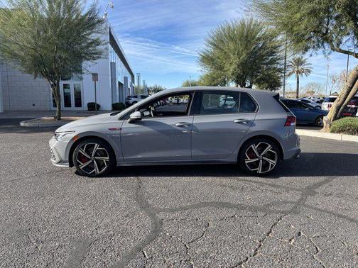 2024 Volkswagen Golf GTI 2.0T SE DSG