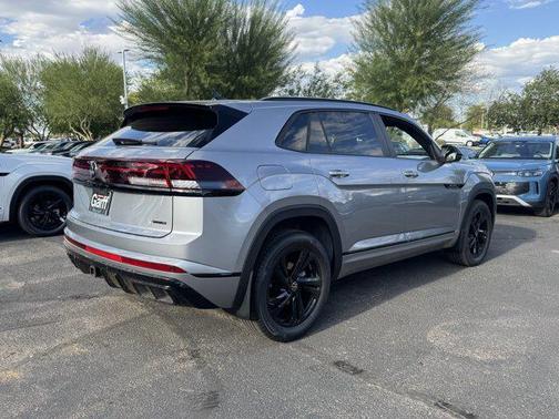 2026 Volkswagen Atlas Cross Sport 2.0T SEL