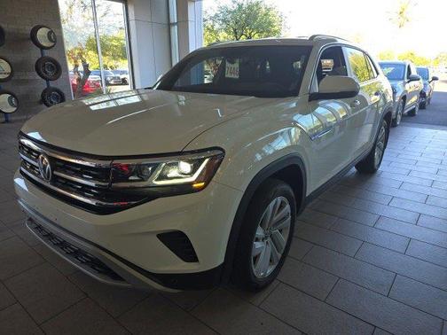2023 Volkswagen Atlas Cross Sport 3.6L V6 SE w/Technology