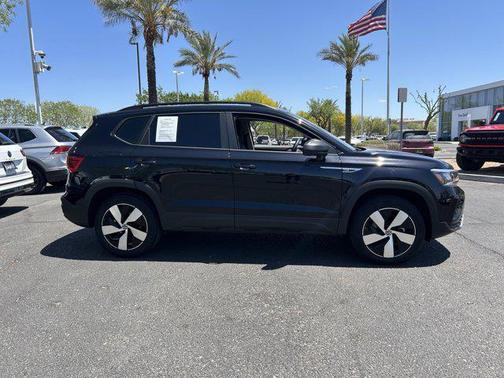 2024 Volkswagen Taos 1.5T S