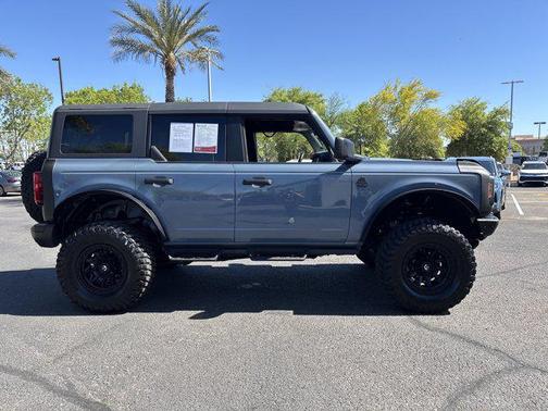 Azure Gray Metallic Tri-Coat 2023 Ford Bronco Black Diamond
