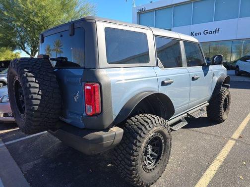 Azure Gray Metallic Tri-Coat 2023 Ford Bronco Black Diamond