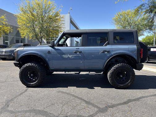 Azure Gray Metallic Tri-Coat 2023 Ford Bronco Black Diamond