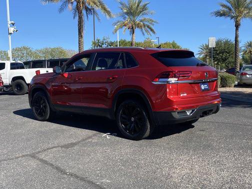 2022 Volkswagen Atlas Cross Sport 3.6L V6 SE w/Technology