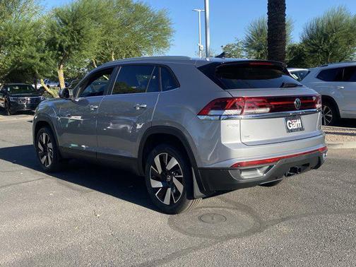 2026 Volkswagen Atlas Cross Sport 2.0T SE w/Technology 4MOTION