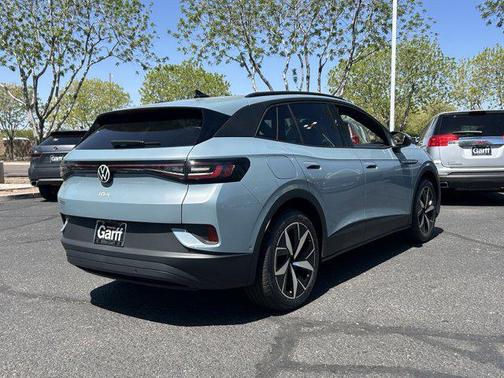 2025 Volkswagen ID.4 Pro