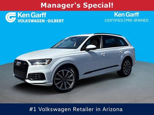 Glacier White Metallic 2023 Audi Q7 45 Premium Plus