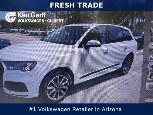 2023 Audi Q7 45 Premium Plus
