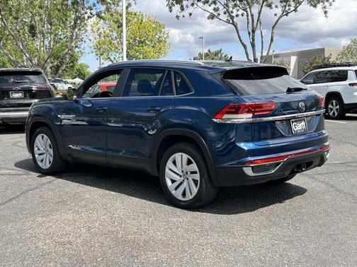 Blue Metallic 2023 Volkswagen Atlas Cross Sport 3.6L V6 SE w/Technology