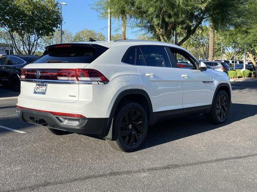 2026 Volkswagen Atlas Cross Sport 2.0T SE w/Technology 4MOTION