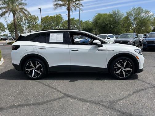 Opal White 2023 Volkswagen ID.4 Pro S