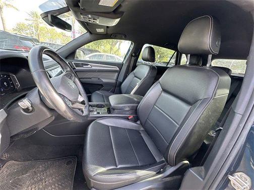 2022 Volkswagen Atlas Cross Sport 3.6L V6 SE w/Technology