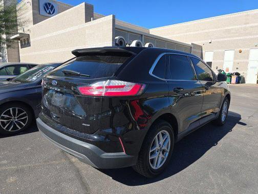 Black Metallic 2022 Ford Edge SEL