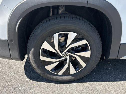 2025 Volkswagen Tiguan 2.0T S