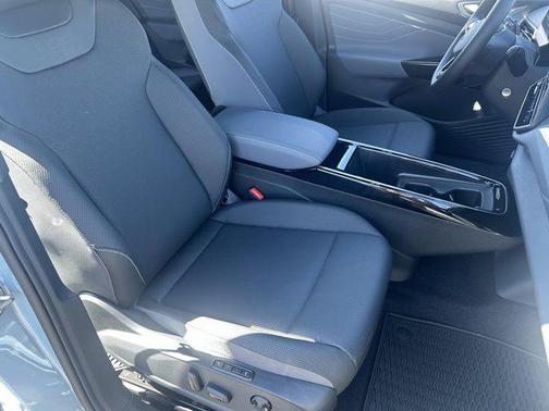 2025 Volkswagen ID.4 Pro S Plus