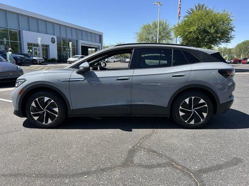 Gray 2022 Volkswagen ID.4 Pro S