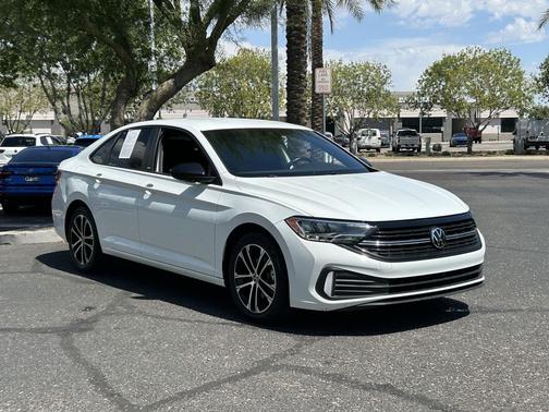Pure White 2024 Volkswagen Jetta 1.5T Sport
