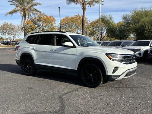 2023 Volkswagen Atlas 3.6L SE w/Technology