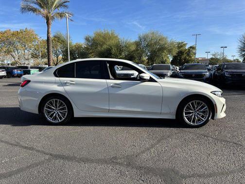 2023 BMW 330 330i