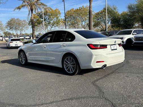2023 BMW 330 330i