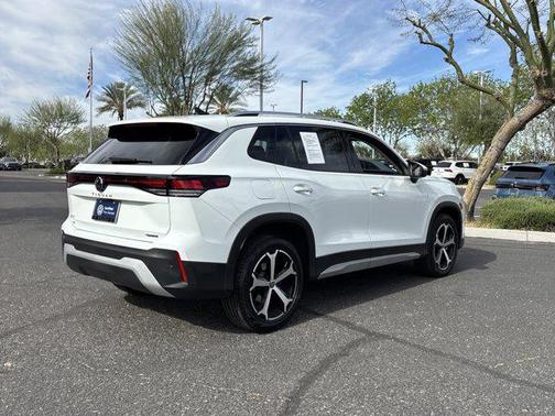 2025 Volkswagen Tiguan 2.0T SE 4MOTION