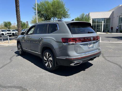 2025 Volkswagen Atlas 2.0T SEL