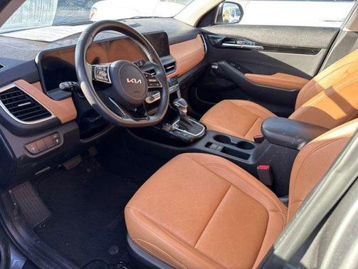 Steel Gray 2024 Kia Seltos SX Turbo