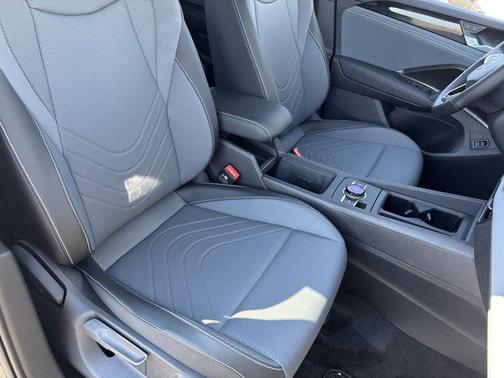 Platinum Gray Metallic 2026 Volkswagen Tiguan 2.0T SE R-Line Black