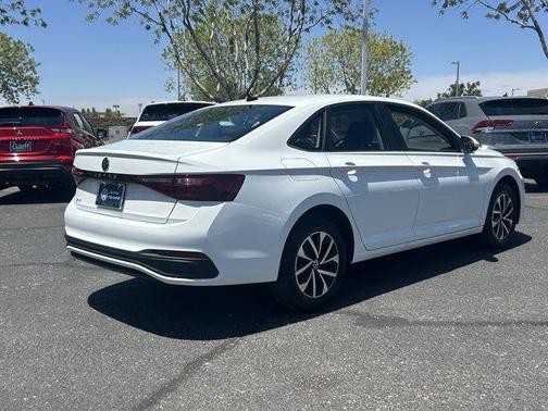 2025 Volkswagen Jetta 1.5T S