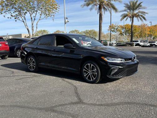 Deep Black Pearl 2026 Volkswagen Jetta 1.4T S