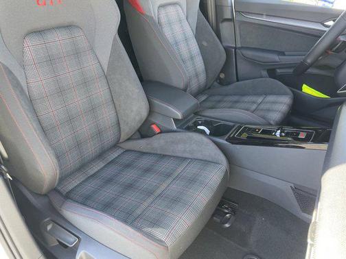 2026 Volkswagen Golf GTI 2.0T S DSG