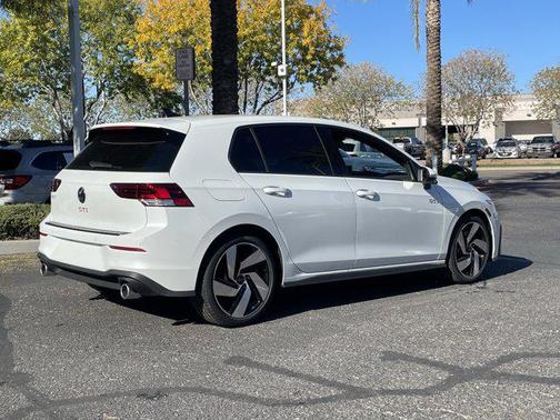 2026 Volkswagen Golf GTI 2.0T S DSG
