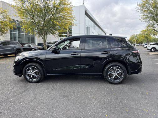 Crystal Black Pearl 2024 Honda HR-V EX-L