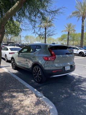 2023 Volvo XC40 B5 Plus Bright Theme