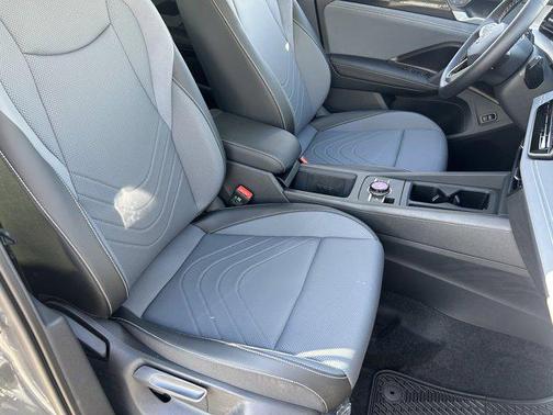 2025 Volkswagen Tiguan 2.0T SE 4MOTION