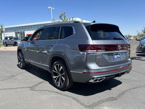 2025 Volkswagen Atlas 2.0T SEL Premium R-Line 4MOTION