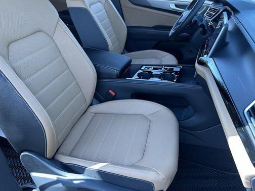 2025 Volkswagen Atlas Cross Sport 2.0T SEL