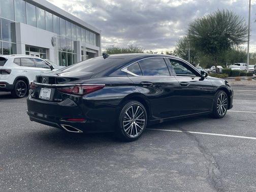 2024 Lexus ES 350 Base