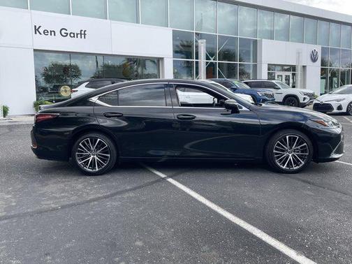 2024 Lexus ES 350 Base