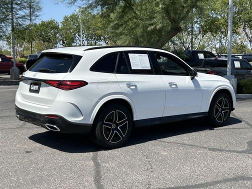 White 2025 Mercedes-Benz GLC 300 Base