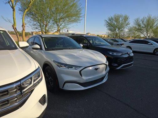 Space White Metallic 2022 Ford Mustang Mach-E Select
