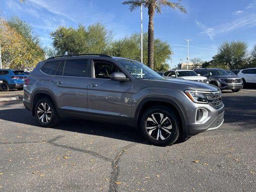 2025 Volkswagen Atlas 2.0T SE