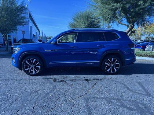 2025 Volkswagen Atlas 2.0T SEL Premium R-Line 4MOTION