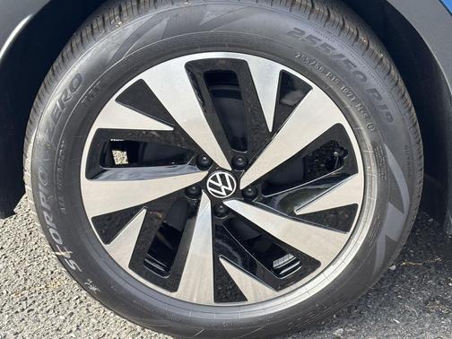 R3r3 2026 Volkswagen ID.4 Pro