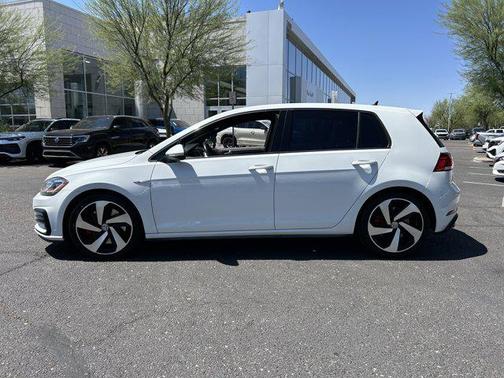 White 2018 Volkswagen Golf GTI 2.0T S 4-Door
