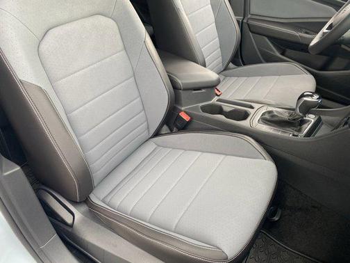 2026 Volkswagen Jetta 1.4T SE