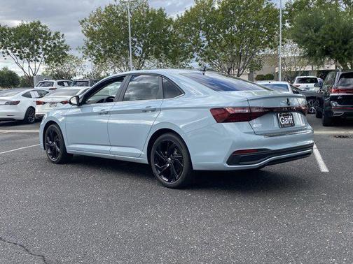 2026 Volkswagen Jetta 1.4T SE