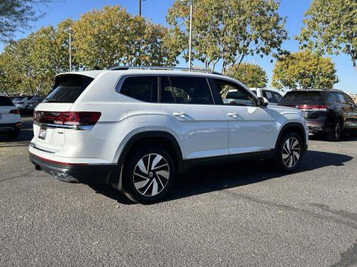 2025 Volkswagen Atlas 2.0T SEL